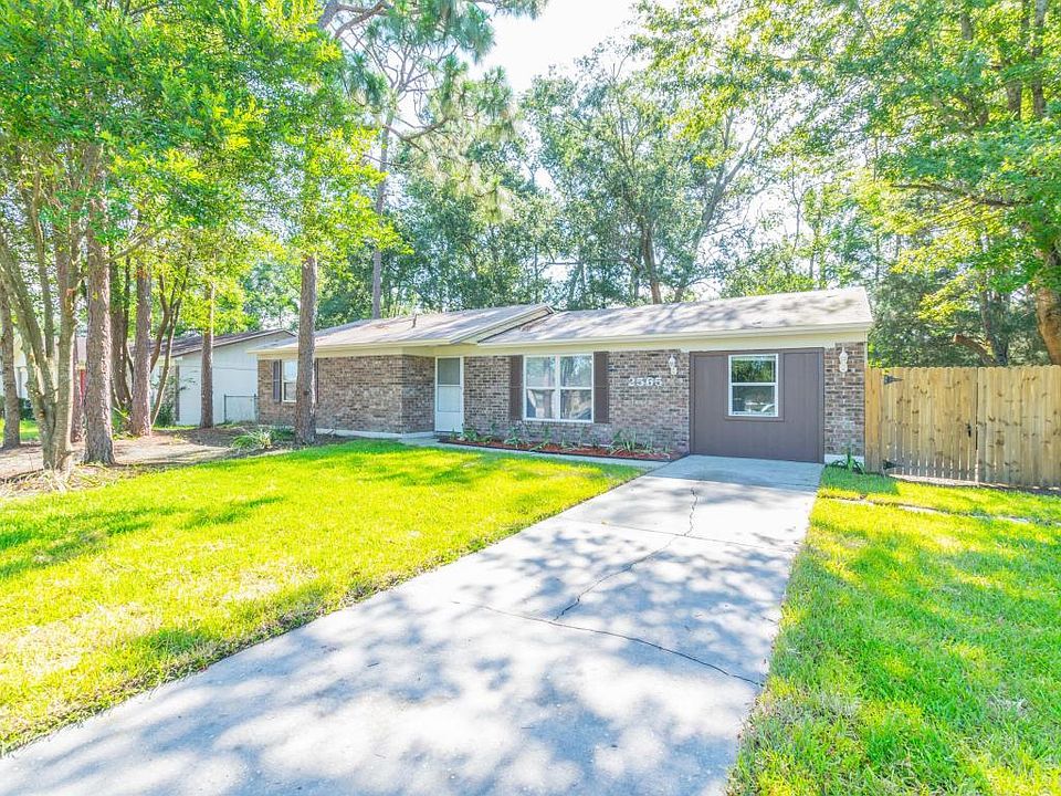 1st image of 2565 Kenwood Dr E
