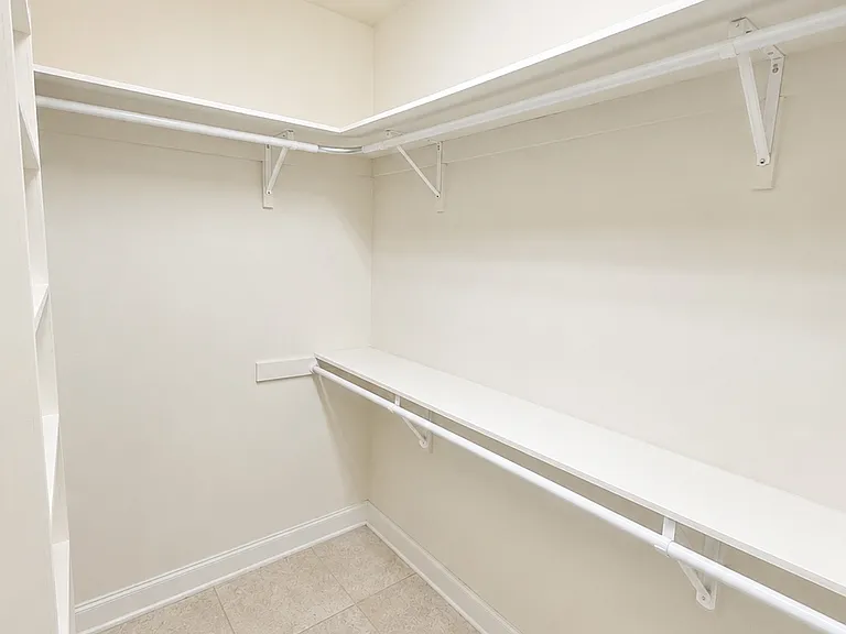 9125 Melrose Ln — Photo 12