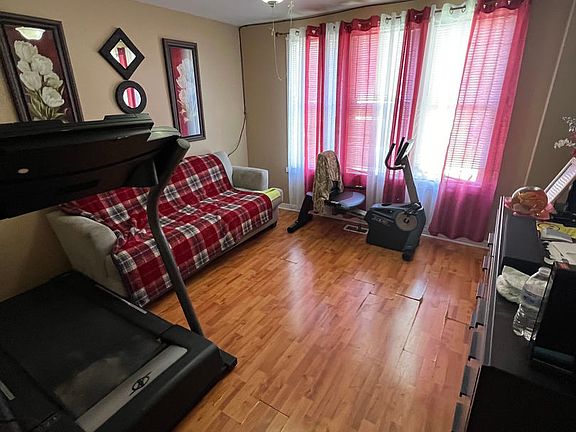 4th image of 4509 S Talman Ave