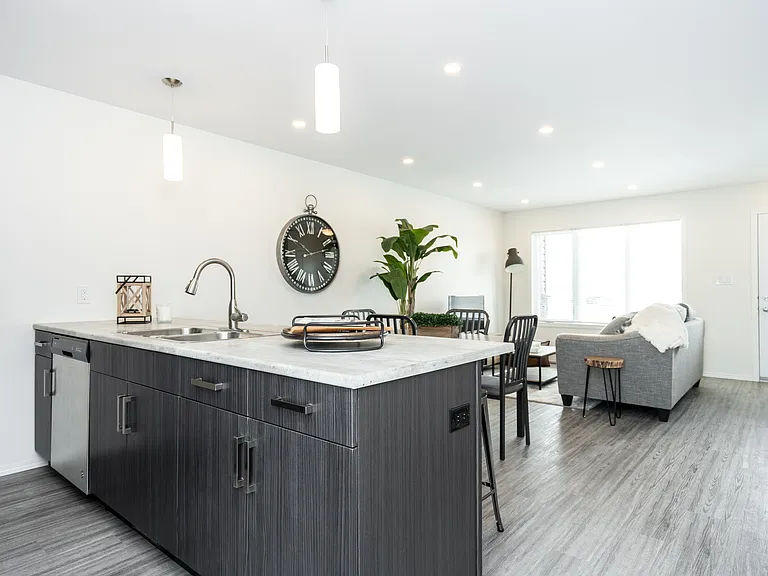 151 Macdonald Rd — Photo 3