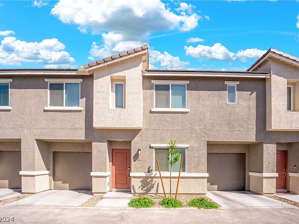 1st image of 2710 Yellow Blaze Way #3