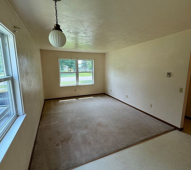 1st image of 1310 Gardenette Dr #1