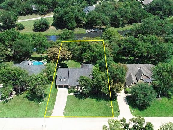 4th image of 4402 Oxbow Cir E