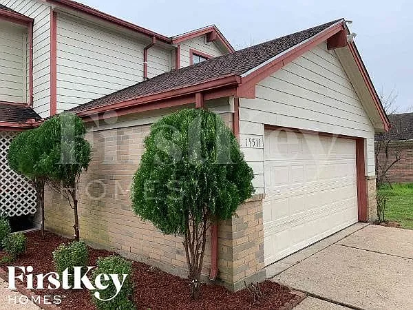 15511 Evergreen Grove Dr — Photo 3