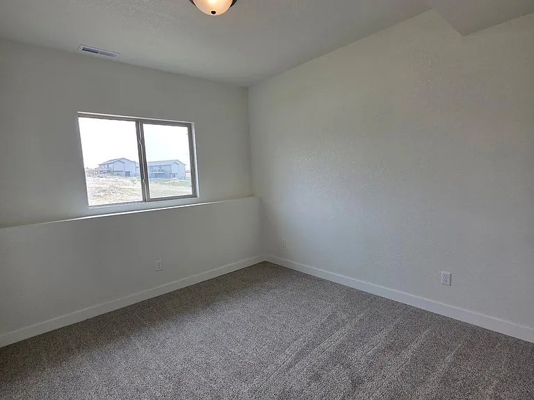 5336 Silverton St — Photo 2