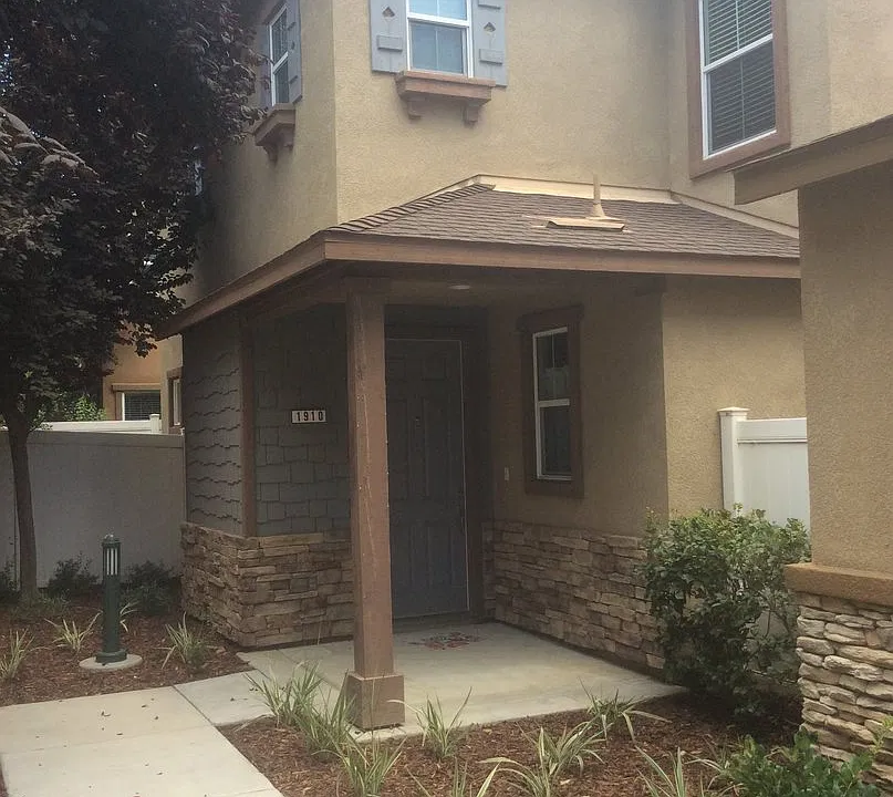 1910 Simon Schuster Ln