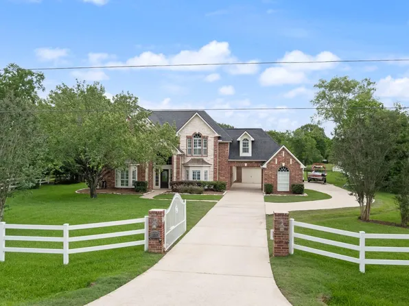 12010 Live Oak Dr, Magnolia, TX 77354