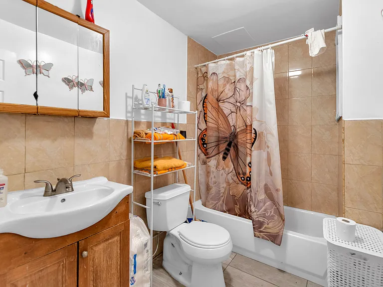 25 Oak St #2 — Photo 8