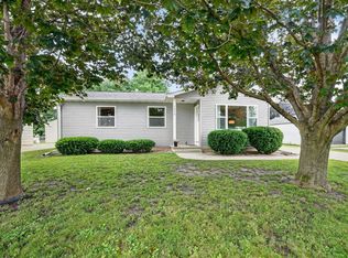 1239 Wren Rd, Waterloo, IA 50701