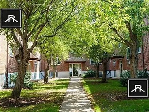 40 Bryon Rd, Chestnut Hill, MA