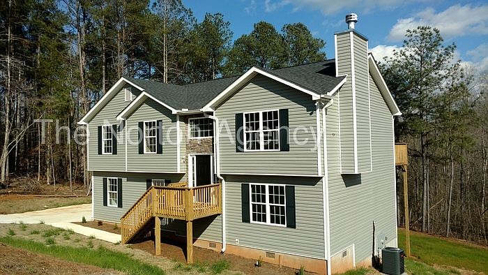 1st image of 5591 Chestnut Creek Ln