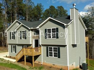 5591 Chestnut Creek Ln, Flowery Branch, GA 30542