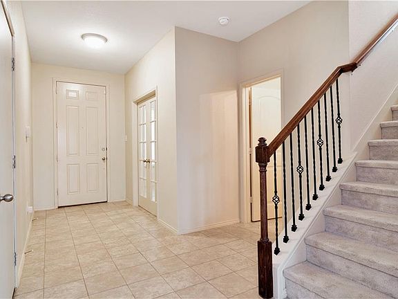 5th image of 2232 Juarez Dr