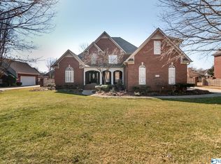 3108 Haddonstone Dr SE, Owens Cross Roads, AL 35763