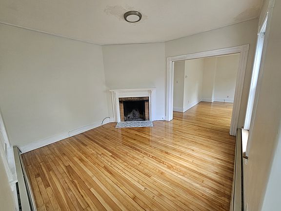 3rd image of 12 Sylvan St #1