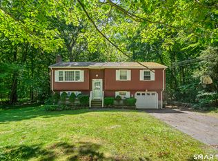 45 Partridge Hollow Road, Ledyard, CT 06335