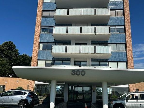 300 Lynn Shore Dr APT 307