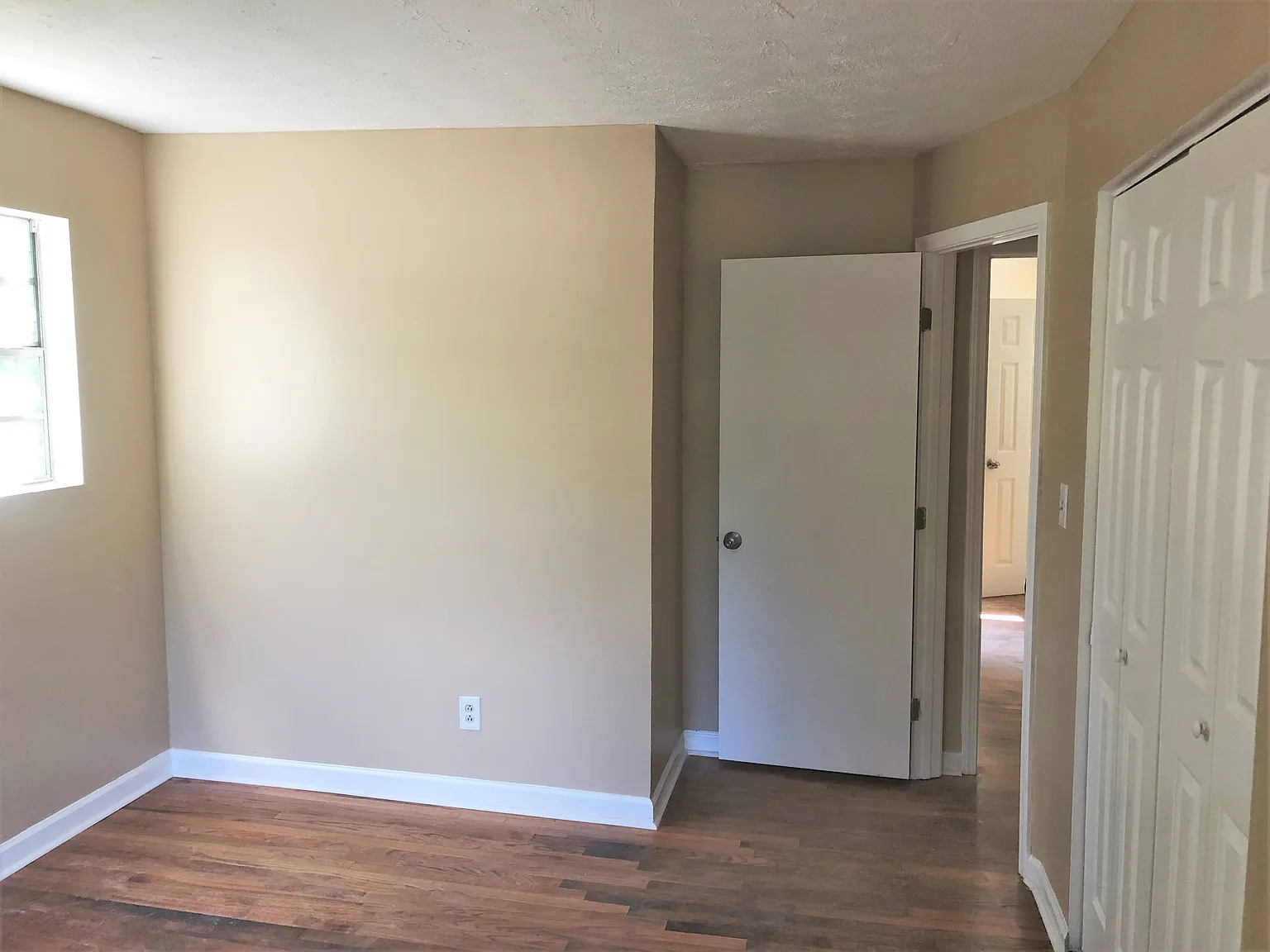 4 bed, 2539 sqft, $2,195 — Photo 3
