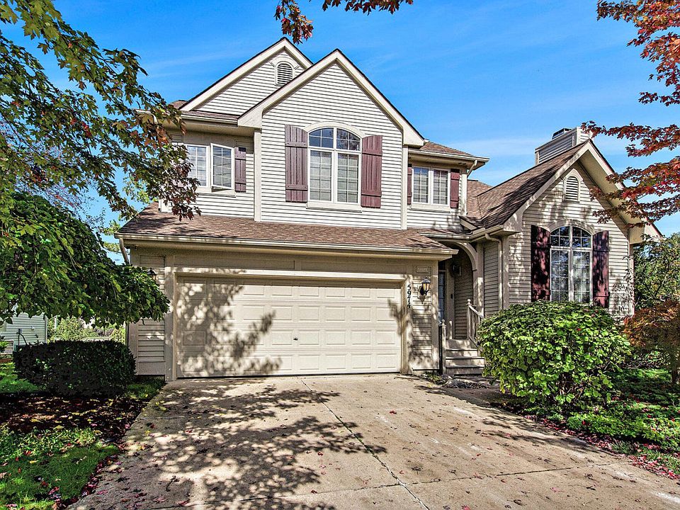 1st image of 5974 Versailles Ave