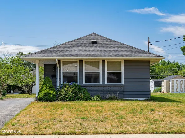 17 Allaire Drive, Toms River, NJ 08753