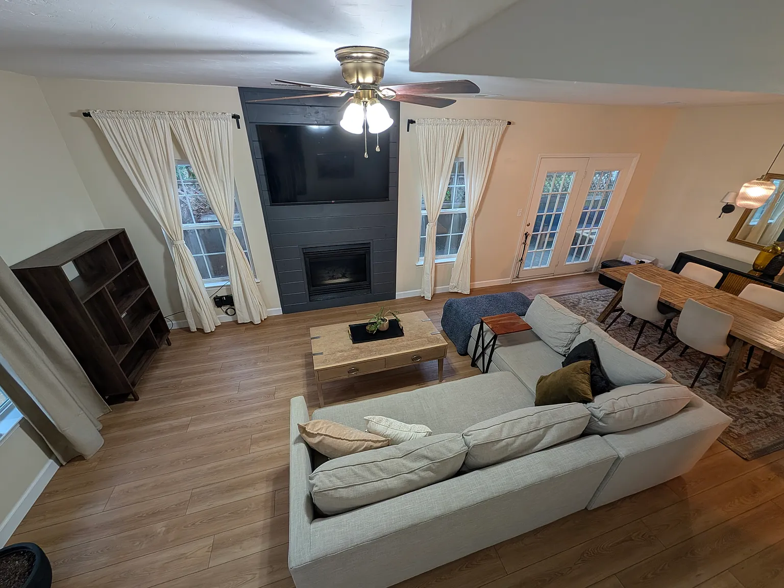 3 bed, 2.5 bath, 1530 sqft, $3,400 — Photo 4
