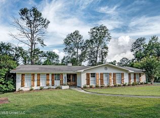 455 Armour Dr, Jackson, MS 39211