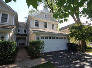 200 E Church St, Libertyville, IL
