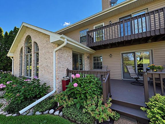 3rd image of 106 Eagle Pointe DRIVE #A