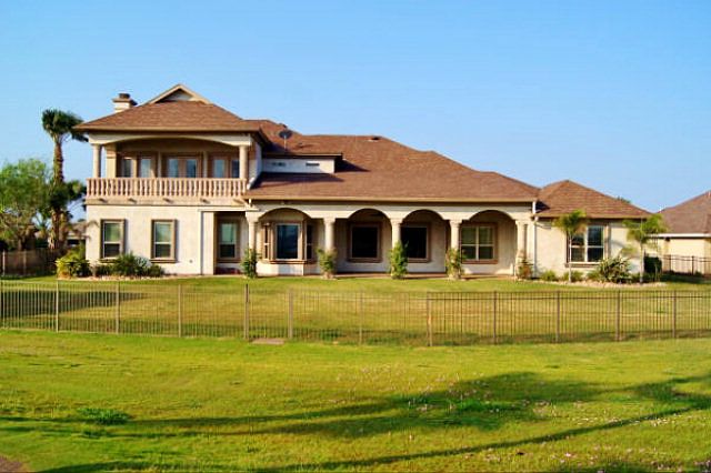 1st image of 48 Laguna Madre Dr