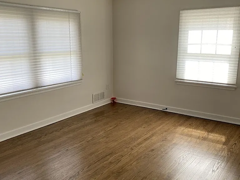 530 E Passaic Ave — Photo 13