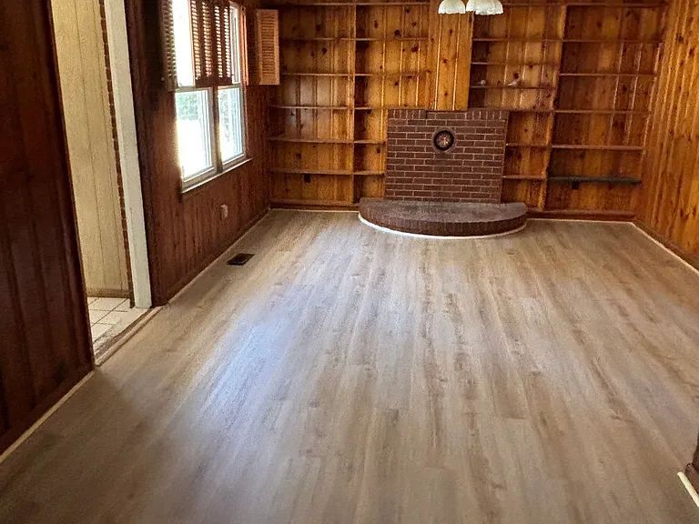4402 Bluff St — Photo 9