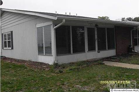 1st image of 641A Plymouth Dr