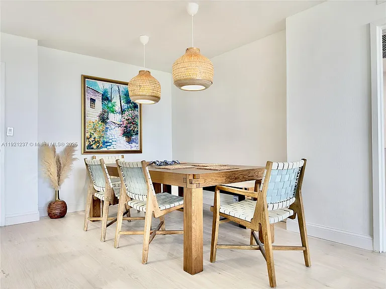 3140 S Ocean Dr #512 — Photo 5