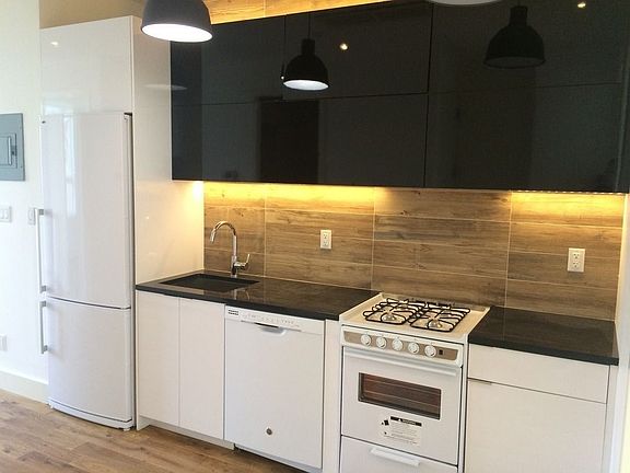 3rd image of 105 Leonard St APT 5J