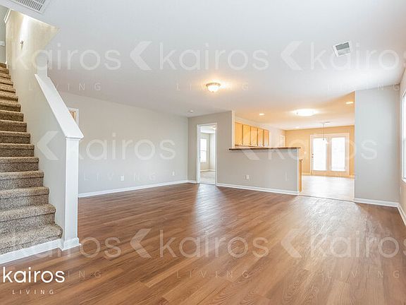 4th image of 118 Belle Haven Dr