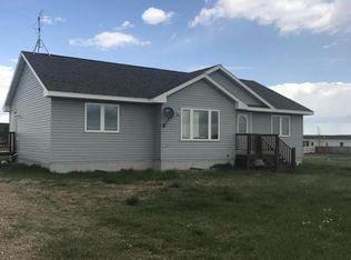 5740 Liberty Ln, Williston, ND 58801