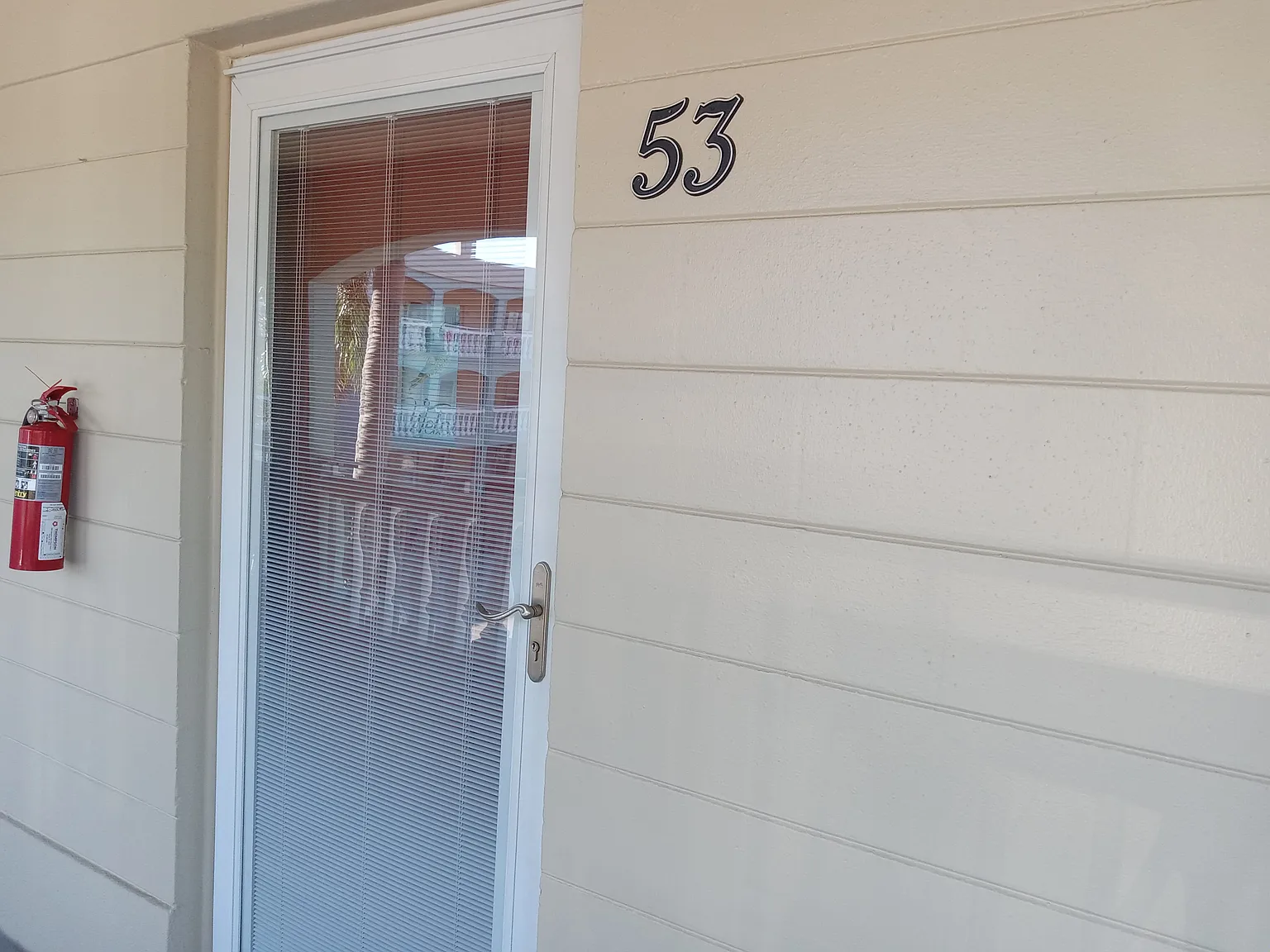 1 bed, 825 sqft, $1,345 — Photo 2