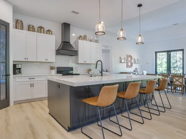 9 Barrier Beach Cv, Hilton Head Island, SC 29928