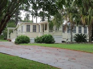 107 Whispering Pines Blvd, Georgetown, GA 39854