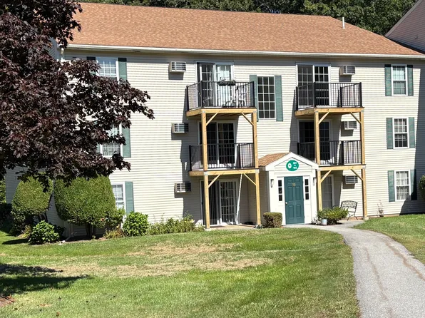1801 White Cedar Blvd, Portsmouth, NH 03801
