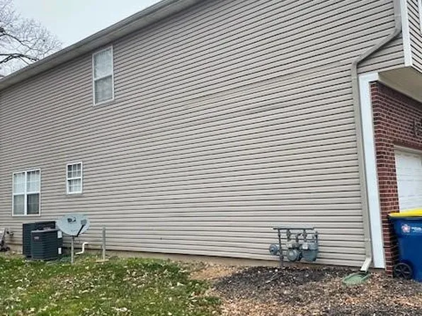 8816 Timber Creek Ln, Liberty, MO 64068