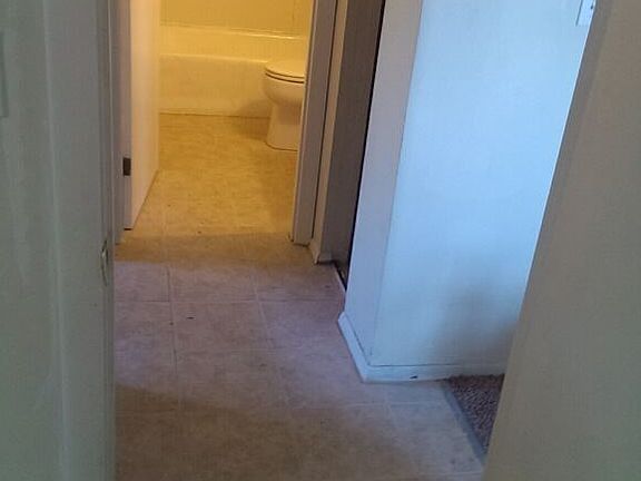 4th image of 9 Highland Ave APT A-10