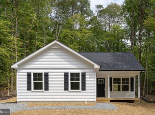 26367 Gibson Ln, Ruther Glen, VA 22546