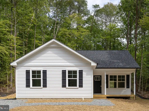 883 Forest Grv, Colonial Beach, VA 22443