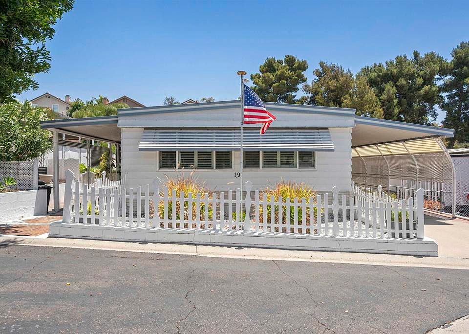 1st image of 1925 Otay Lakes Rd Spc 19