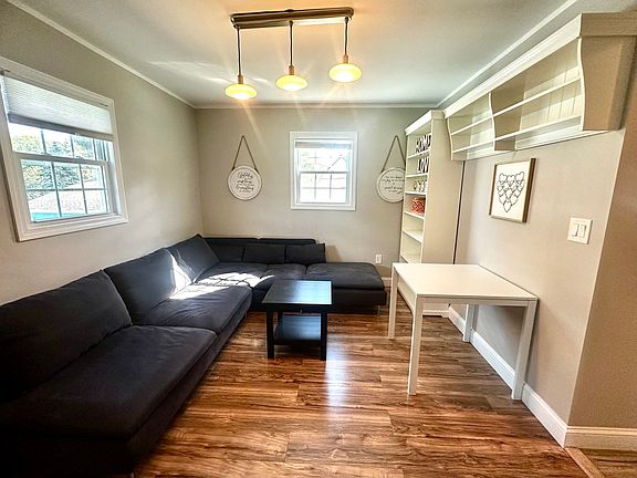 2nd image of 17 Naomi St #2
