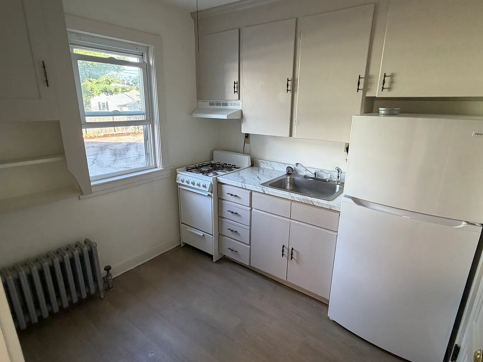 7 Robert St — Photo 4