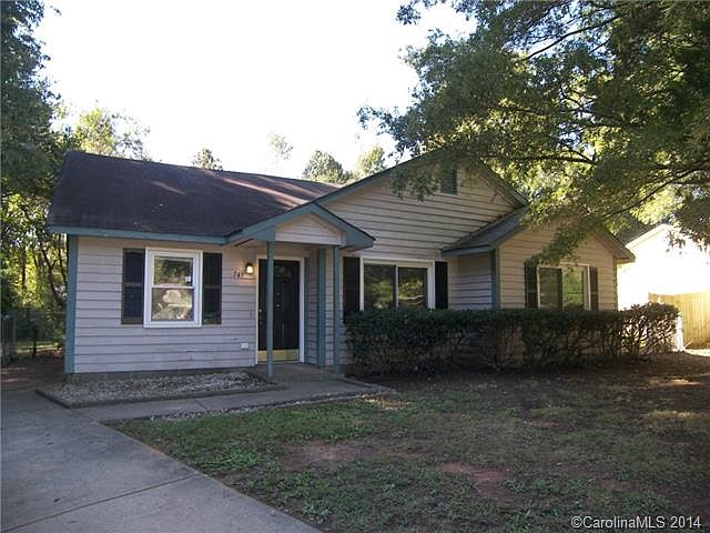 1st image of 743 Cricketwood Ln