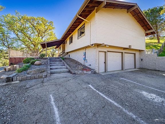 3rd image of 23580 Timberline Way
