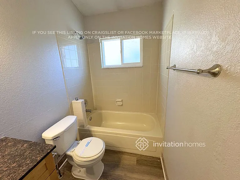18358 E Layton Pl — Photo 12
